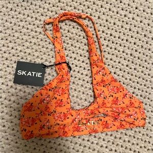 SKATIE SZ XS BIKINI TOP orange floral! Never worn NWT